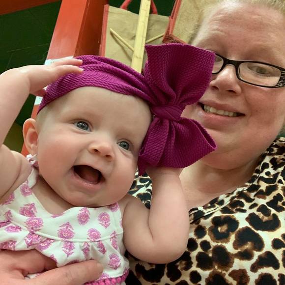 Meet your Posher, Charla - Picture 1 of 1